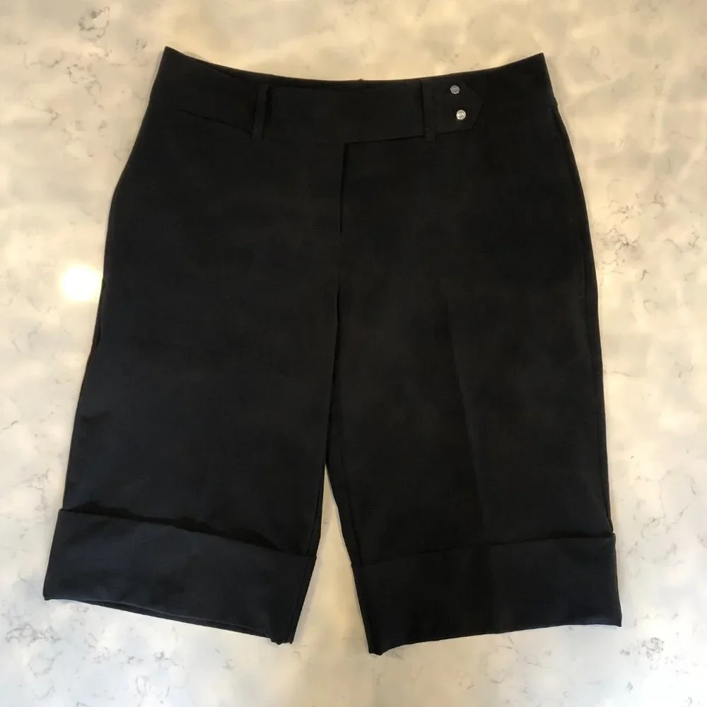 IZOD XFG Stretch Athletic Bermuda Cuffed Golf Shorts Black Size 4 - Picture 2 of 11